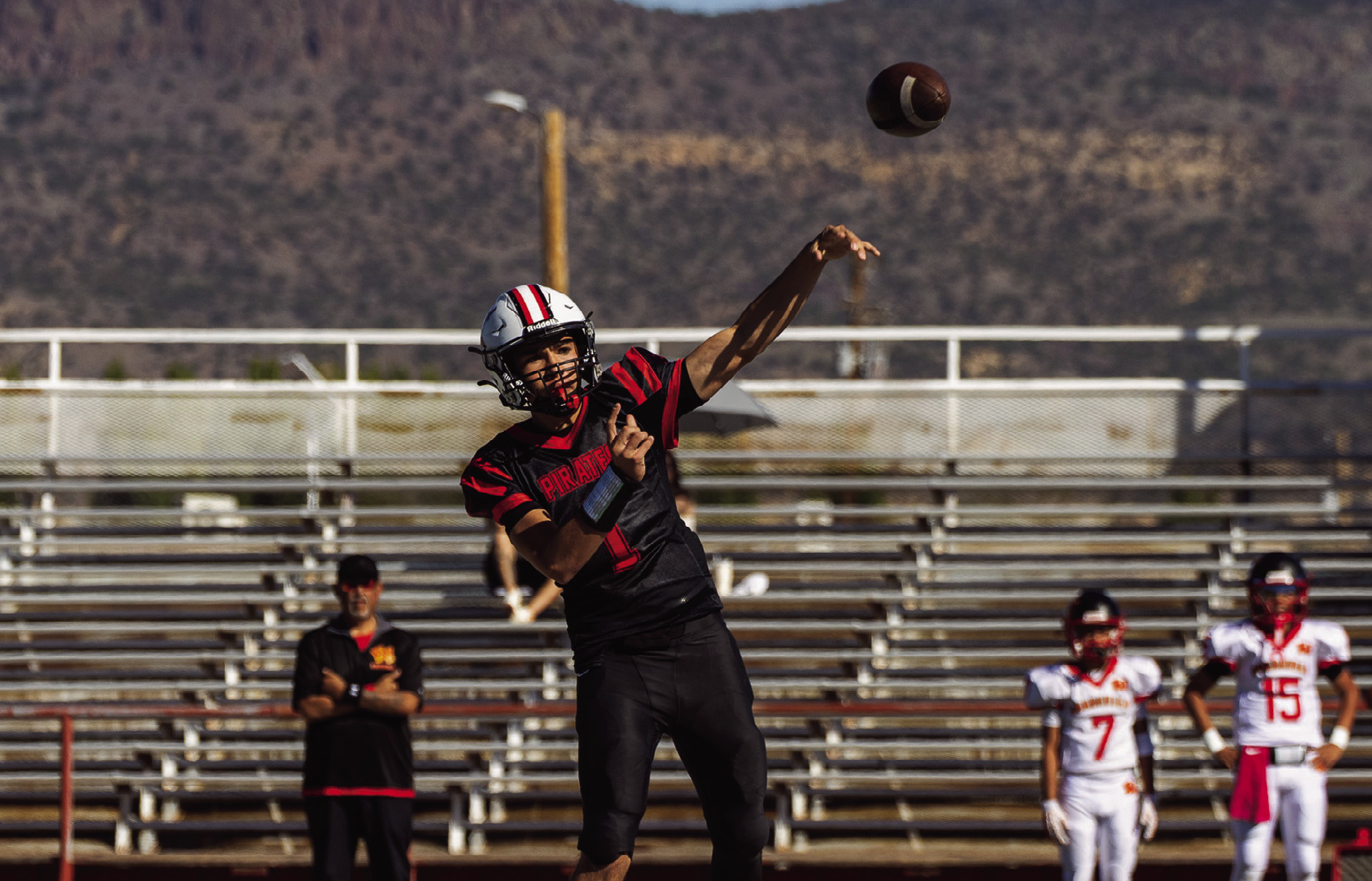 Fernandez Leads Pirates Charge Over Taos