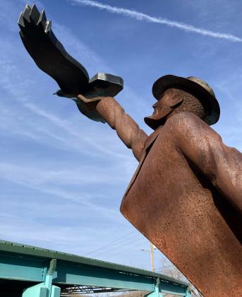 This large statue towers over the Riverwalk Park in Grants, New Mexico. The statue is a mystery, with no official documentation to be found in any city, historic, or art focused record. Cibola Citizen reporter Faith Mosley went on a long journey to discover the history of this statue which sits tucked away by the amphitheater. Faith Mosley - CC
