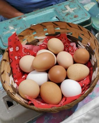 Grants Farmers Market Grows into Memorial Day Weekend with Fresh Veggies and Local Flavor