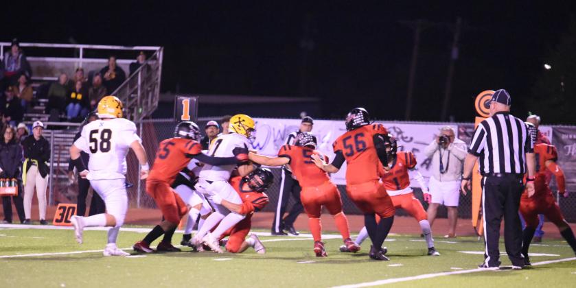 Pirates Top St. Pius 21-14—Off to State