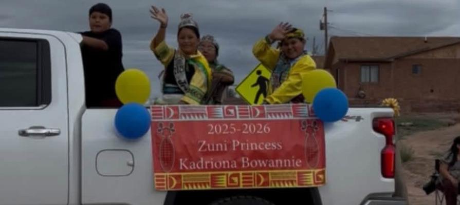 Zuni Celebrates Homecoming with Parade, Football Victory