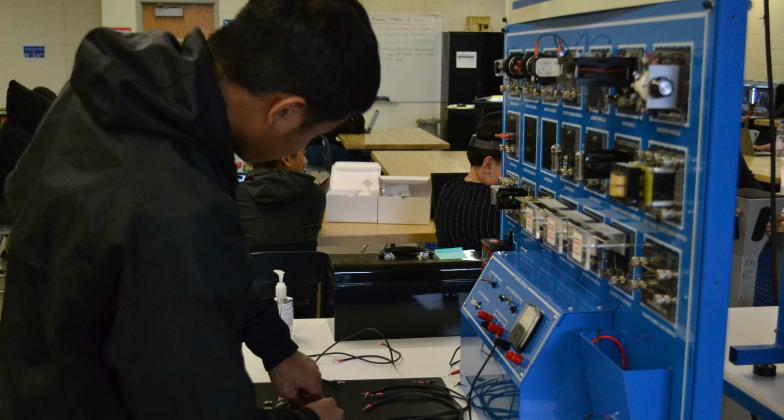 Laguna-Acoma Jr./Sr. High School – Helping Students Gain Practical Job Skills
