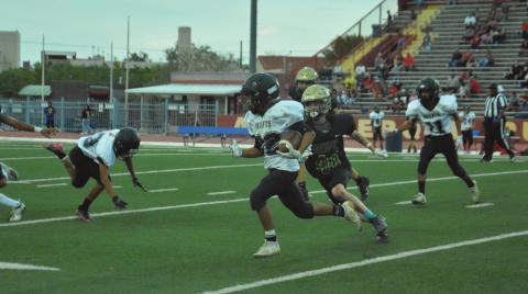Huskies overtake Pirates