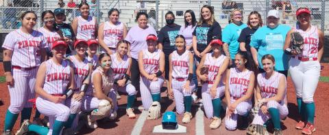 The GHS softball team wrapped up their season 14-10,3-5. They lost to district rival, the lady Eagles of Belen (14-12,6-2) by a score of 18-6. No Franklin Romero - CC